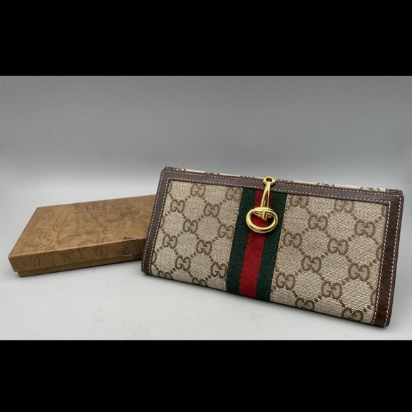 Gucci wallet - Picture 1 of 11